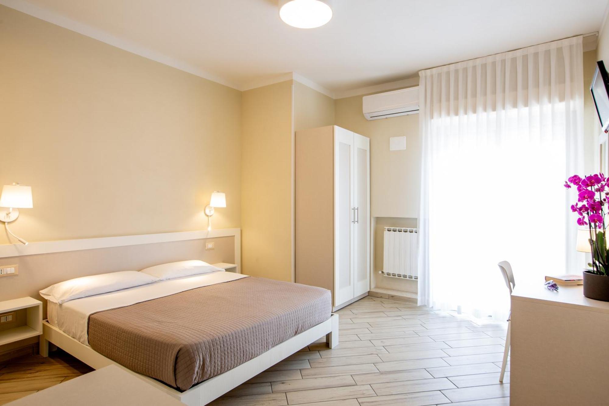 Hotel Lungomare 3*